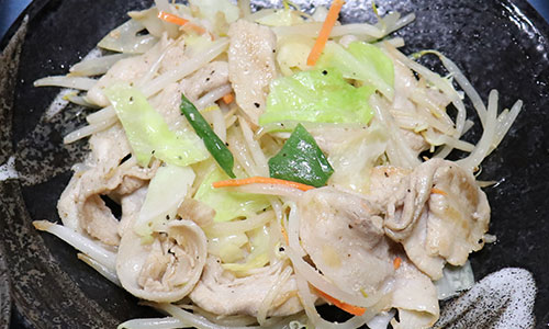 豚バラ肉と野菜炒め写真
